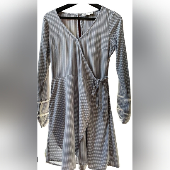 Hollister Dresses & Skirts - 🌼Hollister California 👗 Size XS